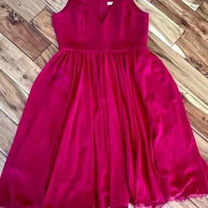 Dress the population Alicia plunging sleeveless fit and flare midi dress